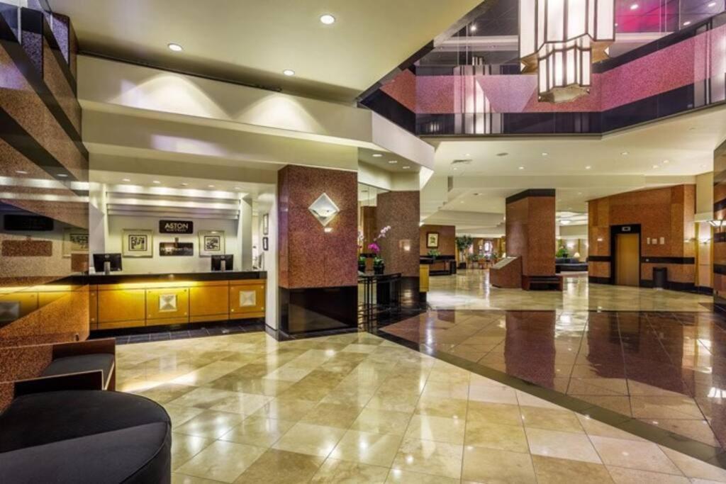Condotel With Free Parking Wifi Central Ac Хонолулу Екстериор снимка